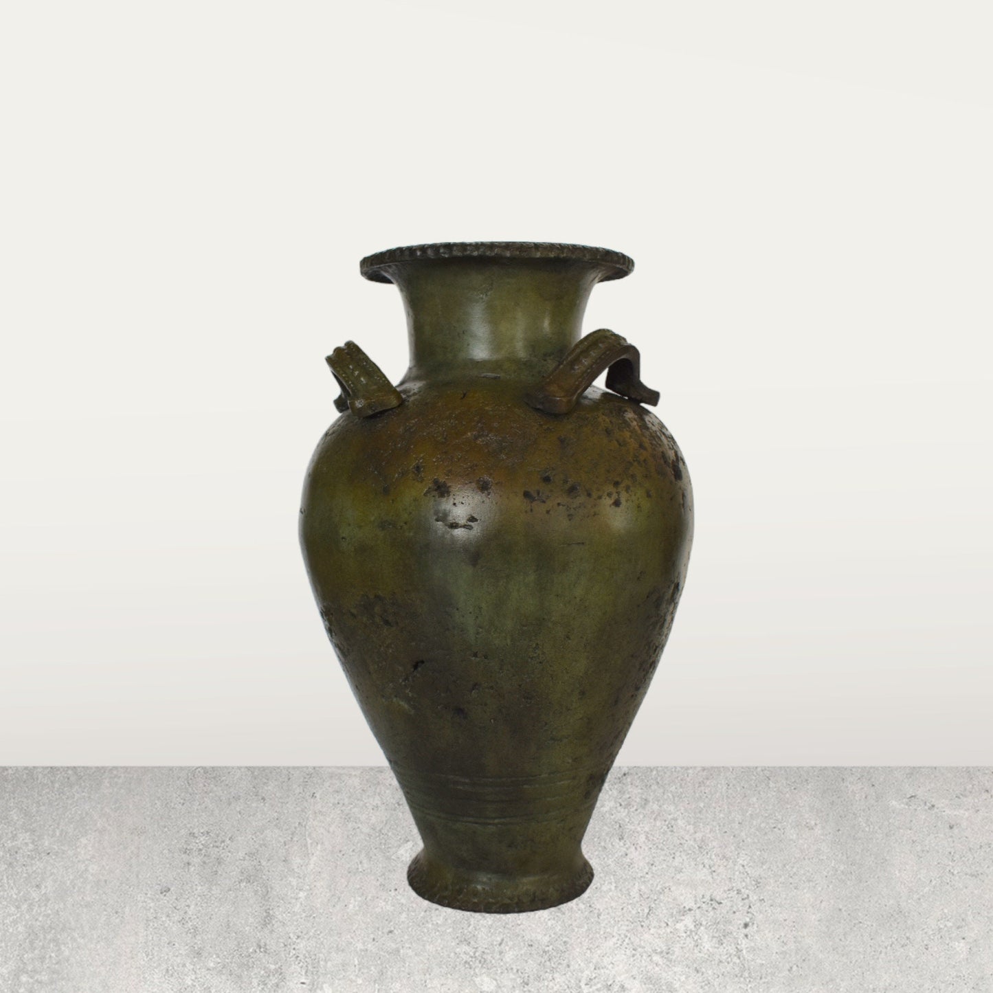 Hydria - Type of water-carrying vessel - A prize in tournaments and competitions - 700-300 BC - Pure Bronze Statue